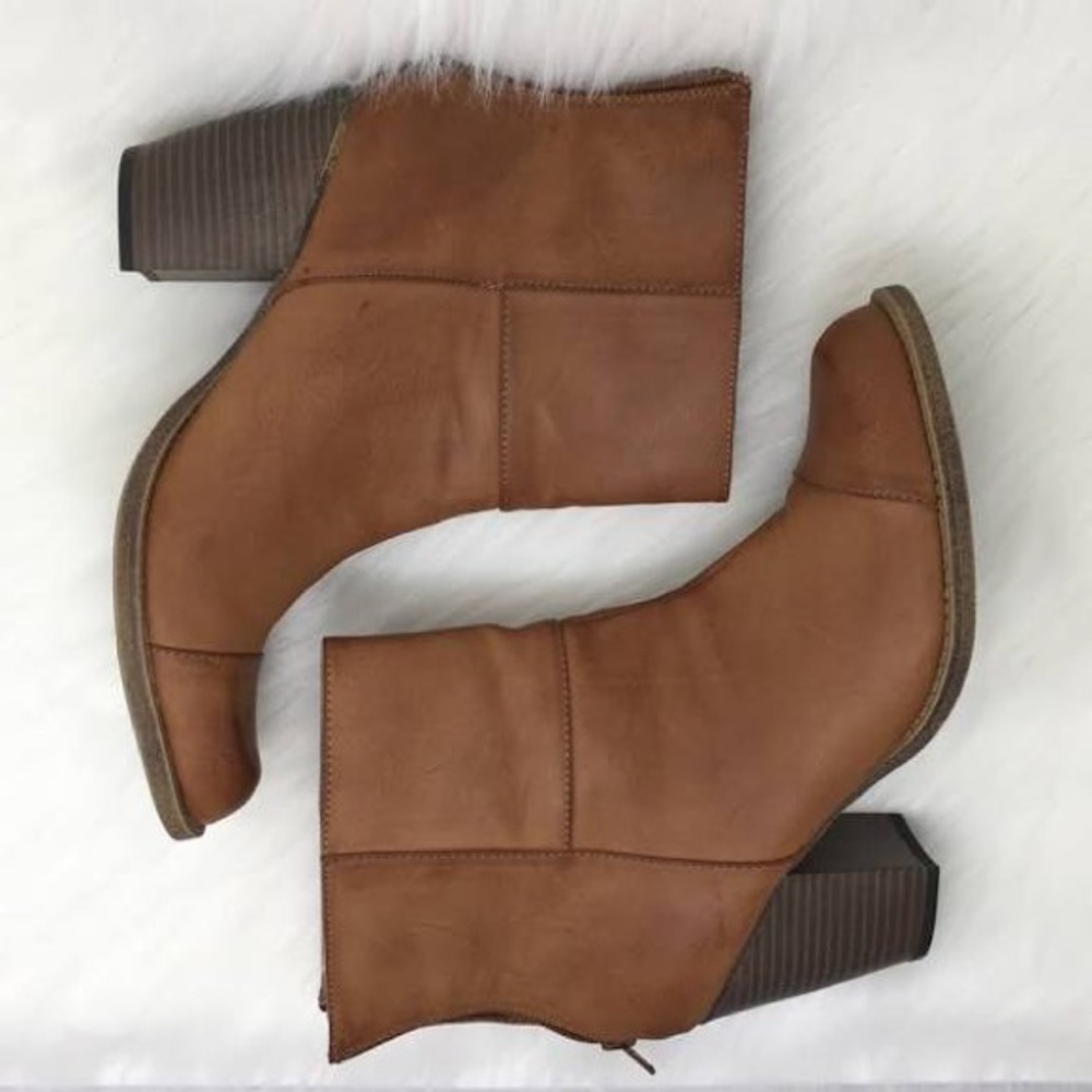 Women’s Diba London Tan Ankle Boots Size 7.5